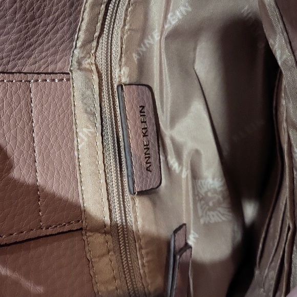 Anne Klein Purse - Picture 9 of 13